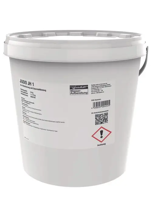 Weißer Eimer mit Judo-Label, enthält Dosierwirkstoff. Auf dem Etikett sind Sicherheitshinweise und Barcode abgedruckt. Eimer mit Deckel und Griff.